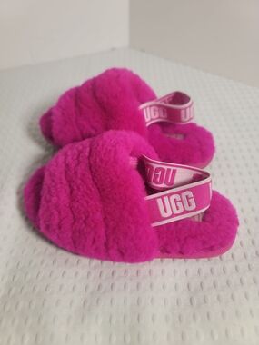 UGG Kids Fuchsia Fluff Slide Sandals